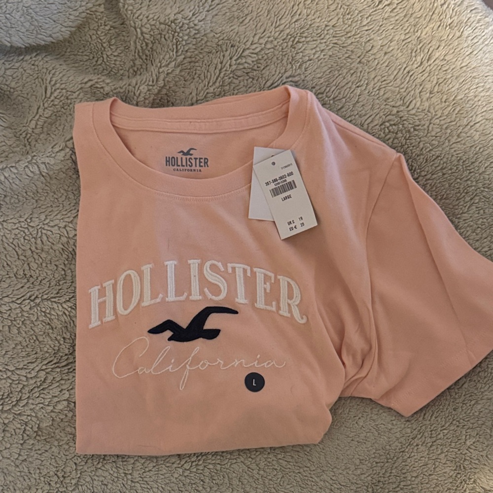 Hollister Light Pinky Peach /Coral Short Sleeve Tee